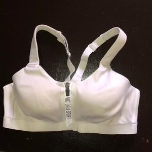 Victoria sport bra